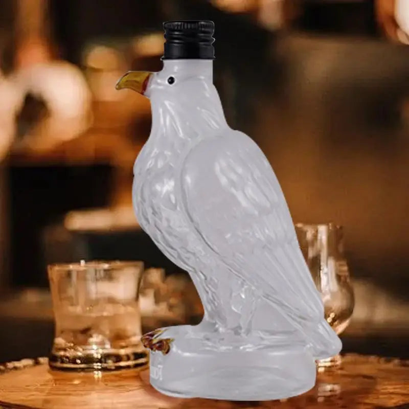 Eagle Liquor Decanter Dad Husband Glass Whiskey Decanter Bottle Exquisite Eagle Liquor Bottle Fun Home Decoration for Holidays