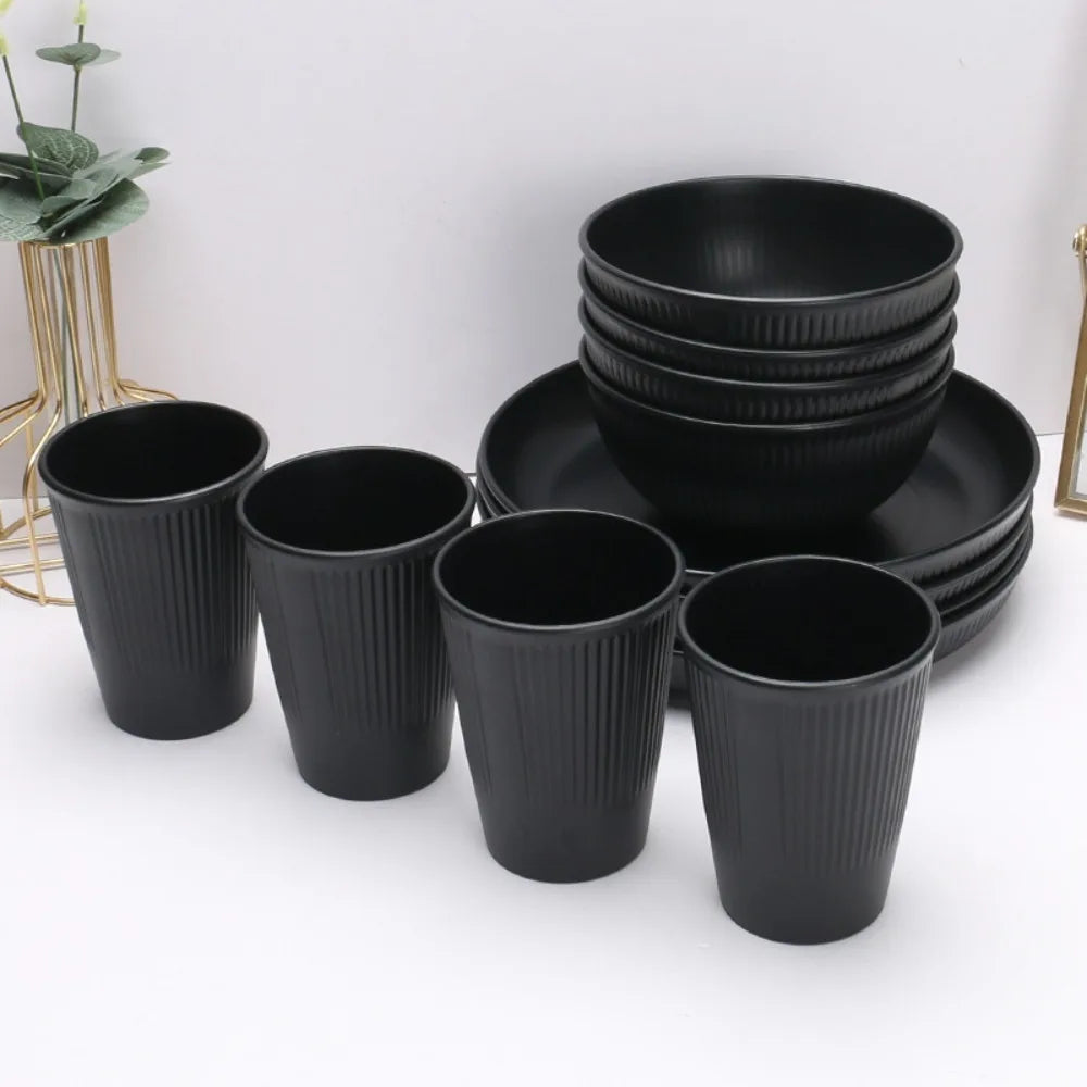 Black plastic cutlery set plates spitting dishes bowl cups cutlery for outdoor camping party